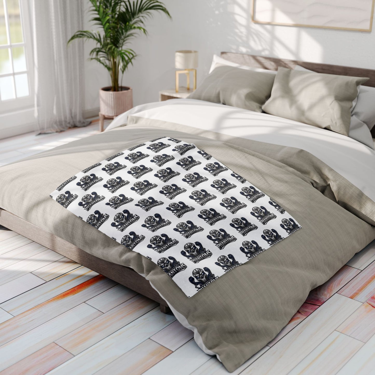 Phantoms Arctic Fleece Blanket